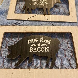 Source Unknown Black and White 'Farm Fresh Bacon' Pig Wall Plaque